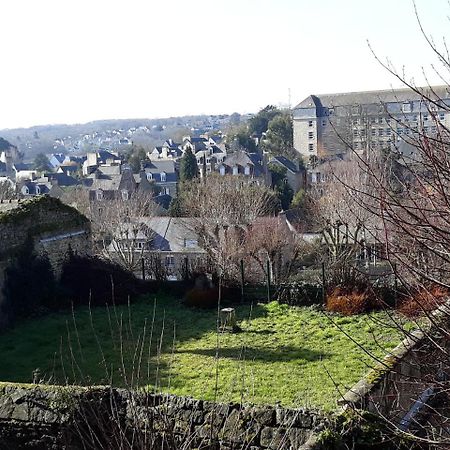 Val Cocherel - Hotel Le Challonge Dinan Exterior foto